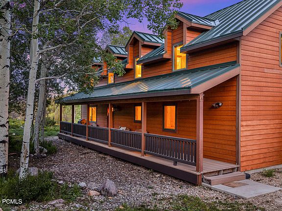 4th image of 2085 S Pine Meadow Dr
