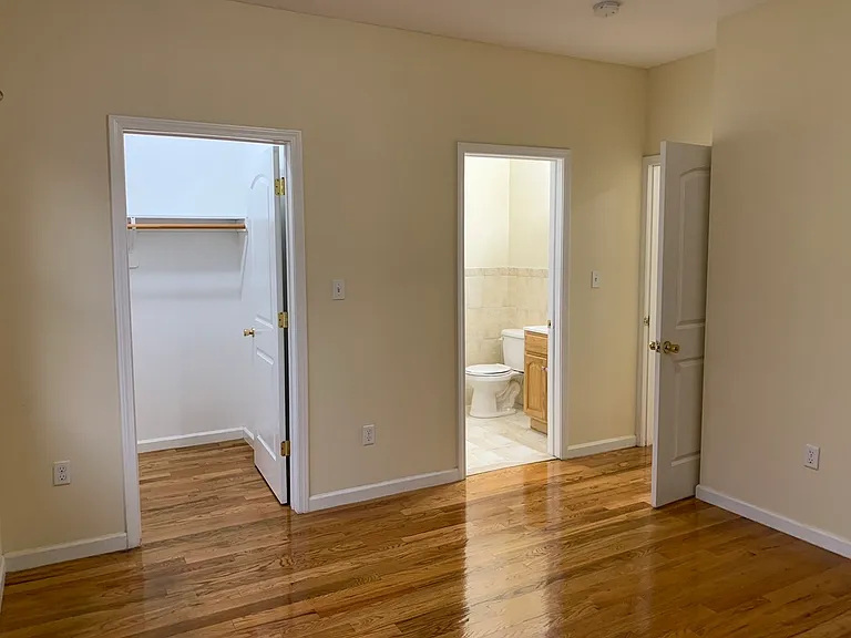 324 Sussex St #2F — Photo 14