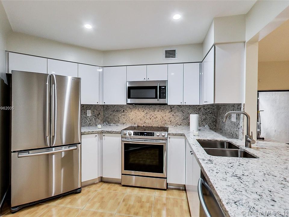 1st image of 9407 Fontainebleau Blvd APT 212