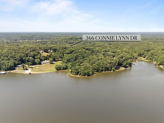 3rd image of 366 Connie Lynn Dr