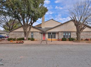 29 Crossroads Dr, Abilene, TX 79605