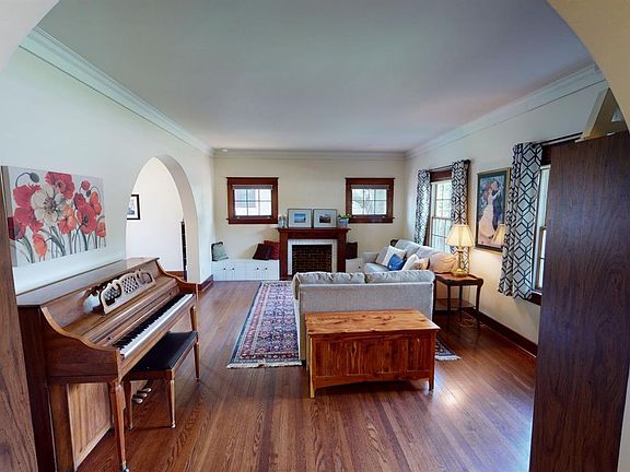 4th image of this home