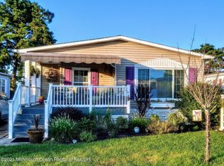 413 Maplehurst Ct, Whiting, NJ 08759