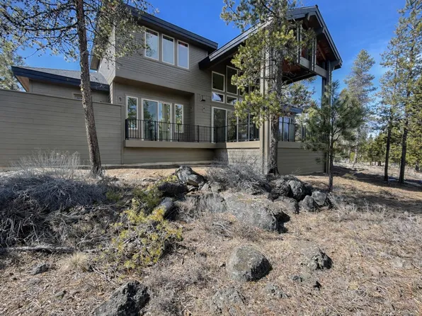 57624 Red Alder Ln #7, Bend, OR 97707