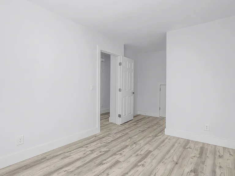 11903 Apache Ave #3 — Photo 33