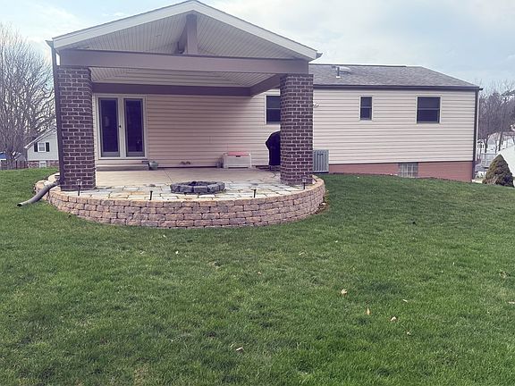 5th image of 517 Chaparral Dr