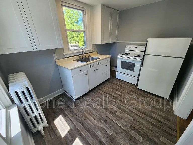 2226 N 10th St #2 — Photo 3