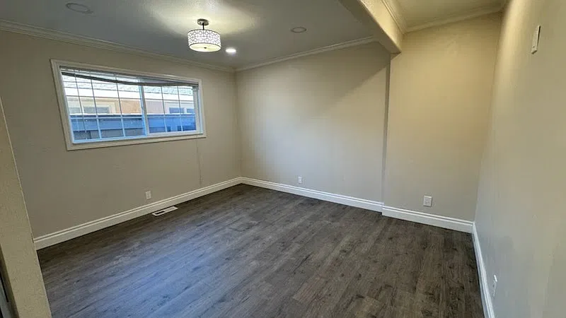 1 bed, 700 sqft, $1,800 — Photo 3