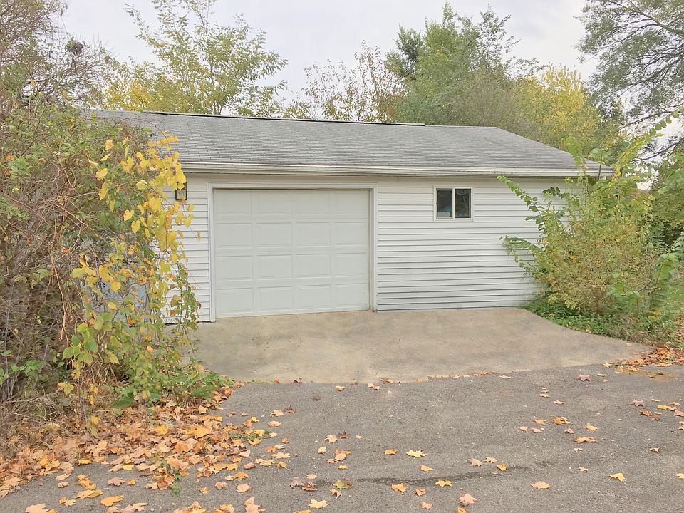 2nd image of 4726 E Creek Rd