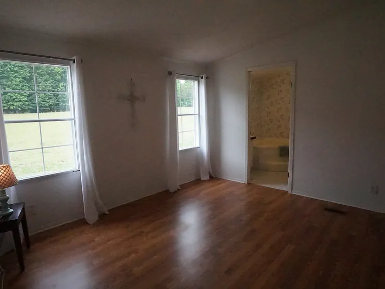 4550 Lee Cline Rd — Photo 9