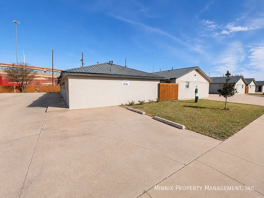 2-Bedroom Apartment for Rent in Central Lubbock | 5714 Brownfield Dr #C — Photo 4