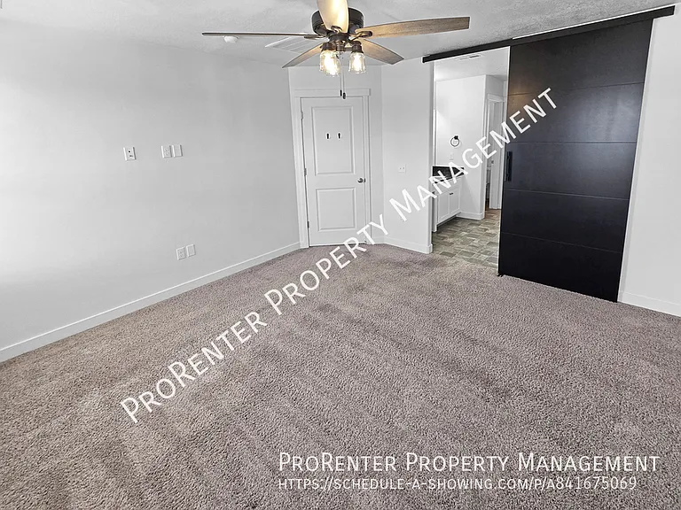 1152 W Beacon Way — Photo 13