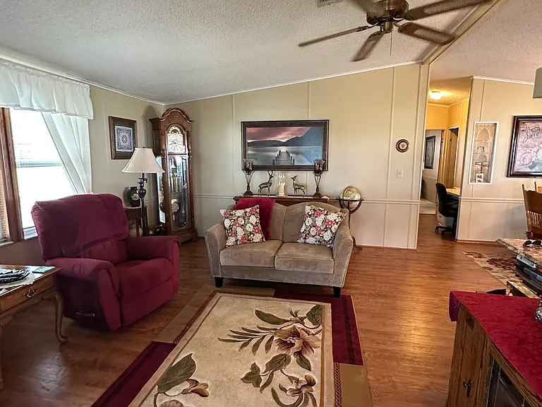 932 Oleander St — Photo 25