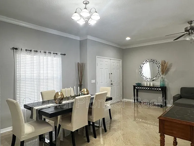 8848 Cameron Crest Dr — Photo 6