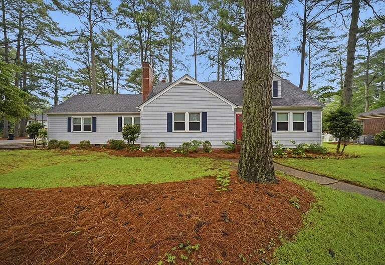 2808 Acres Rd — Photo 2