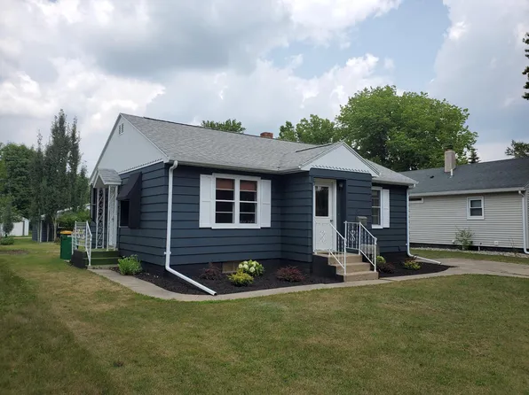 261 State St, Tracy, MN 56175