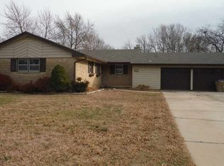 534 N Angle Ln, Andover, KS 67002