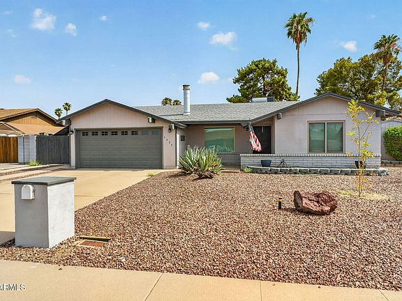 3rd image of 2032 W Meadow Drive