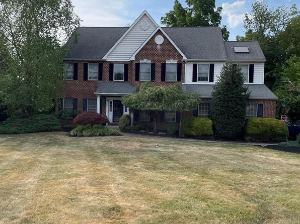 445 Kirsten Cir, Collegeville, PA 19426