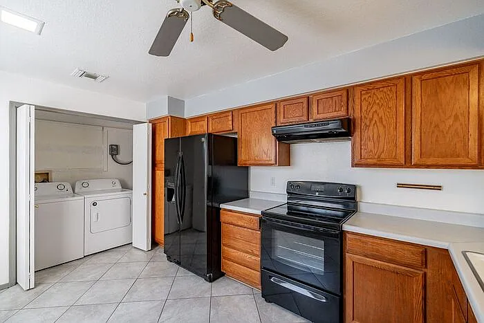 2434 N Palo Hacha Dr — Photo 13