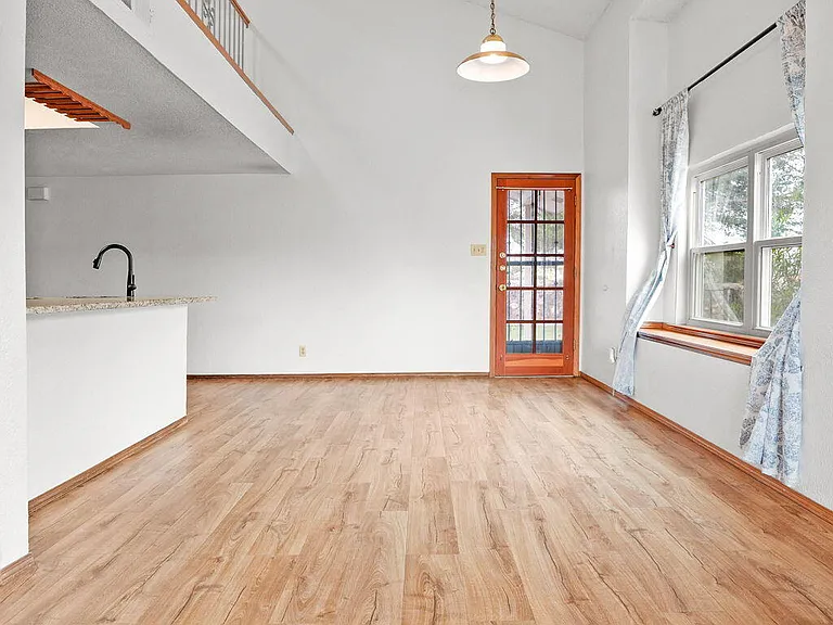 7609 Medano Dr — Photo 39