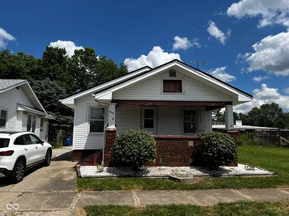 1230 Elm St, Shelbyville, IN 46176