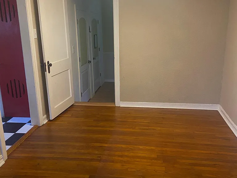 805 Roosevelt St — Photo 15