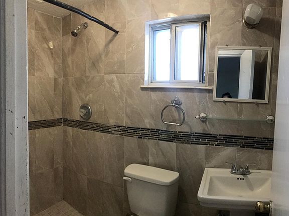 5th image of 5601 Joyce Cir
