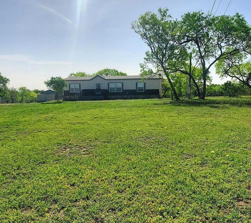 1st image of 22106 SAVANNAH HTS