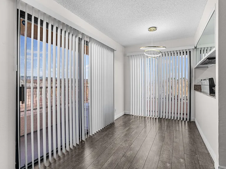 1168 E 10th St #224B — Photo 3