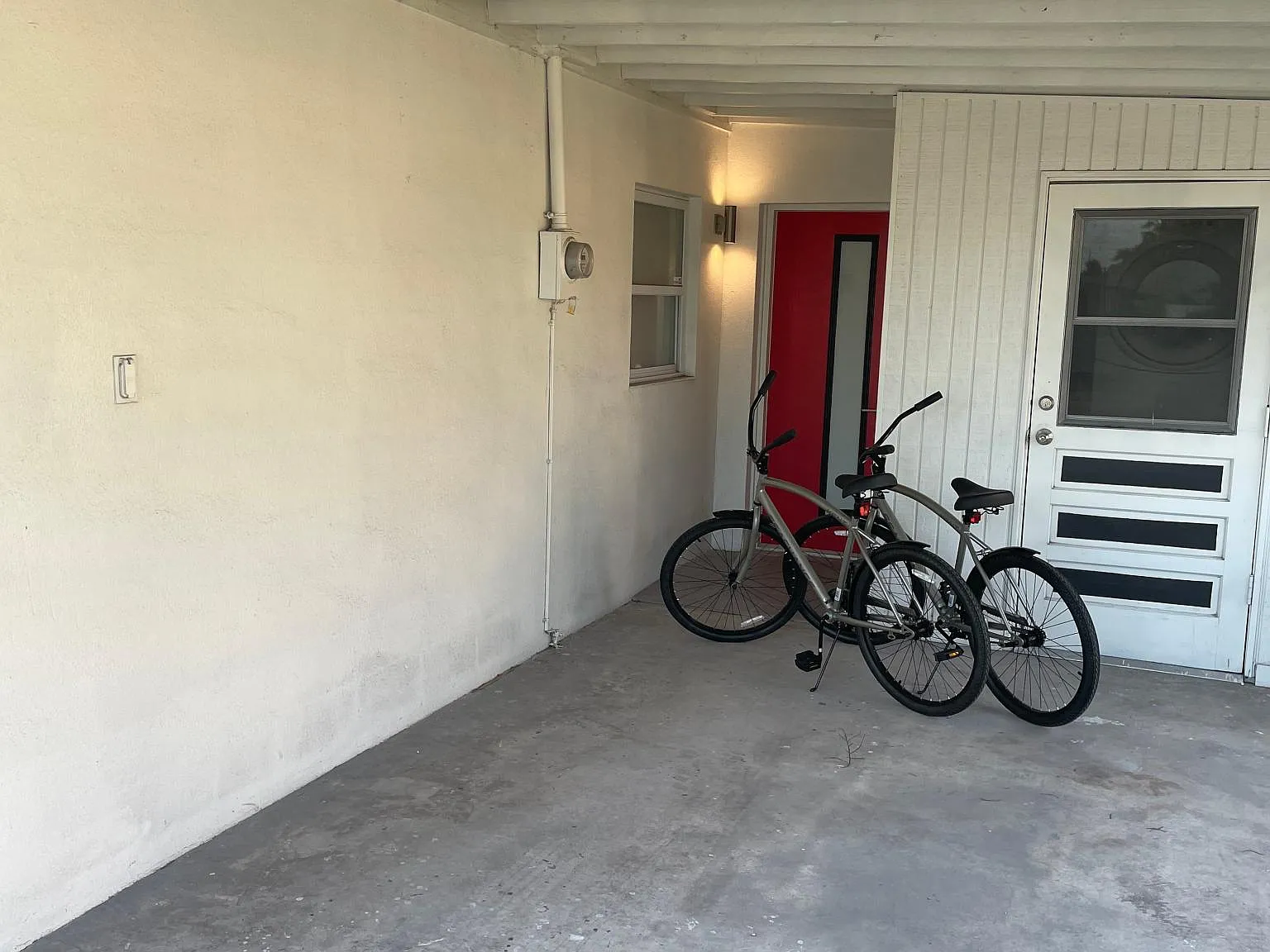 2 bed, 758 sqft, $1,995 — Photo 2