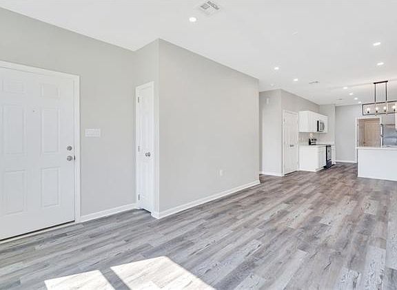 5th image of 1051 Orange Blossom Ln