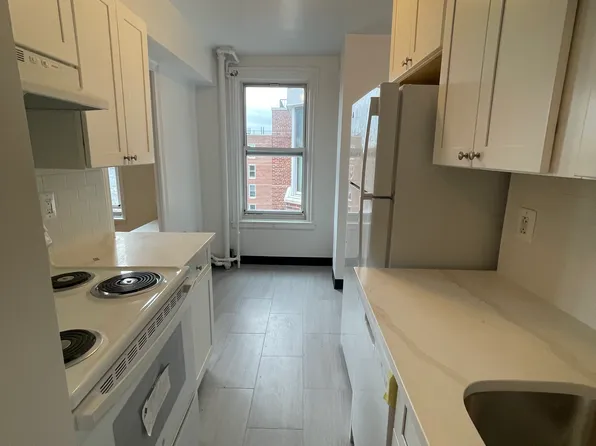 170 72nd Street image 1 of 7