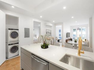 138-25 Barclay Ave #201, Flushing, NY 11355