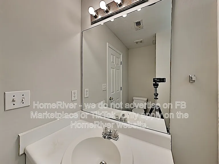 949 Flamingo Dr — Photo 14