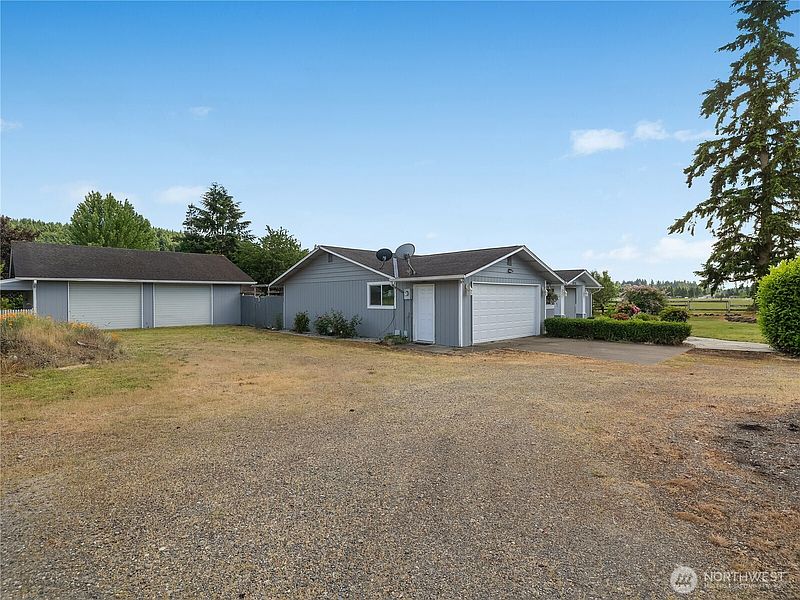 2nd image of 18426 Old Hwy 99 SW