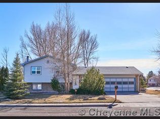 4840 King Arthur Way, Cheyenne, WY 82009