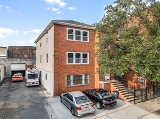 392 New St APT 1, Newark, NJ 07103