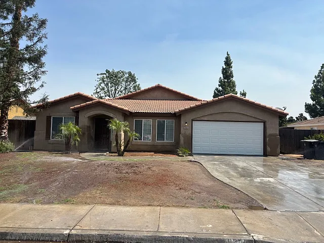 3 bed, 2203 sqft, $2,500 — Photo 2
