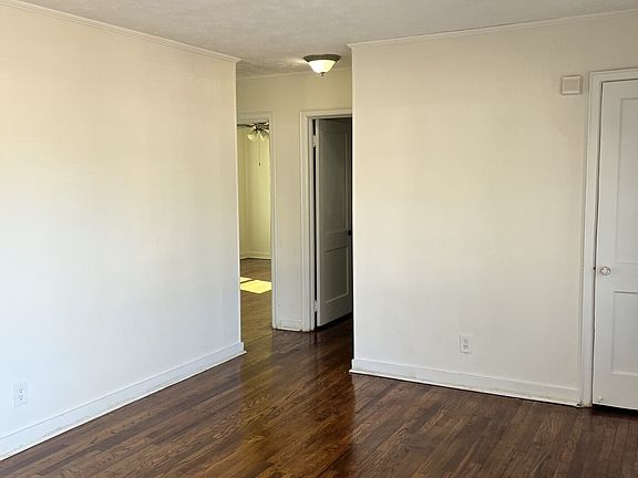 5th image of 4195 Hanes Dr