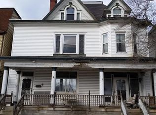 555-557 5th Ave, New Kensington, PA 15068