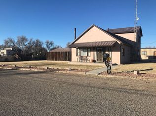 621 W 8th St, La Junta, CO 81050
