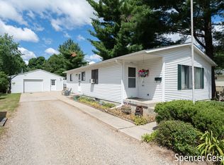 405 Putney St, Belding, MI 48809