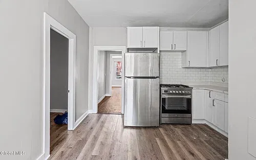 546 2nd St #1 Photo 1 546 2nd St #1 Photo 1