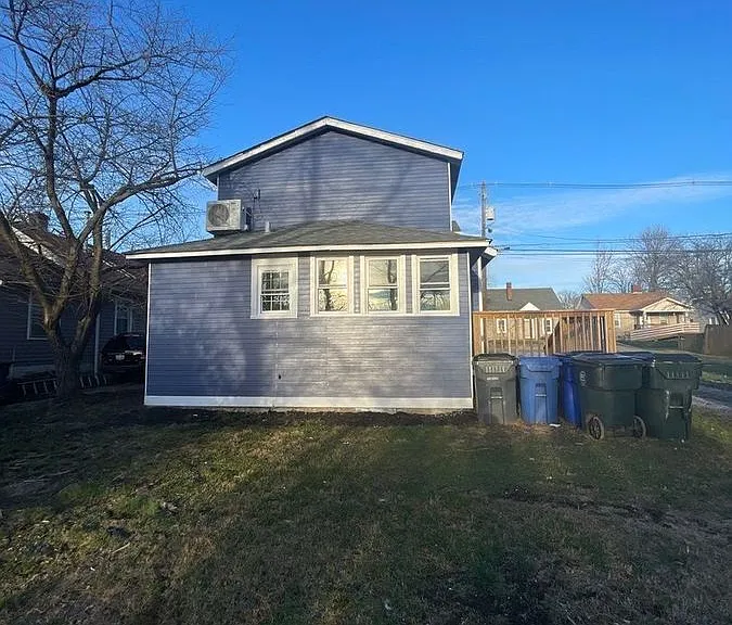 924 Delaware Ave — Photo 8