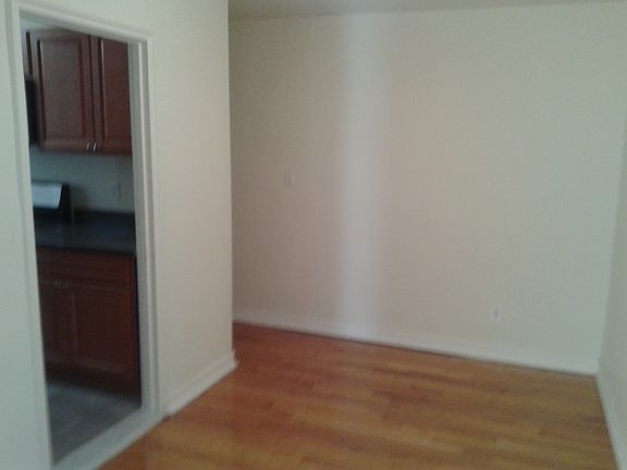 5th image of 3335 76th St APT 3C