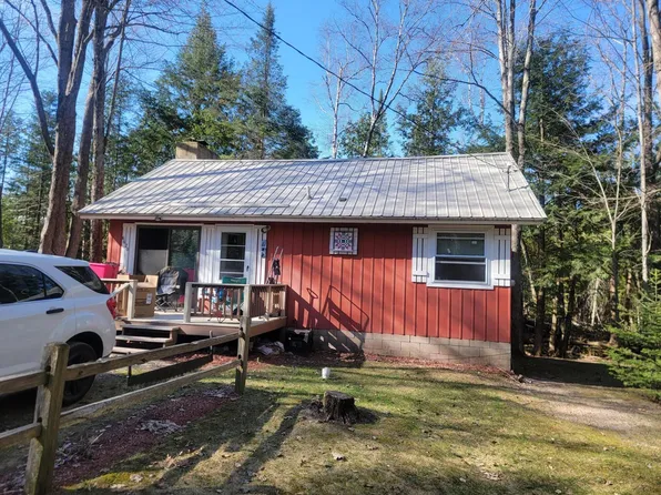 6670 Sandlewood Dr, Lake, MI 48632