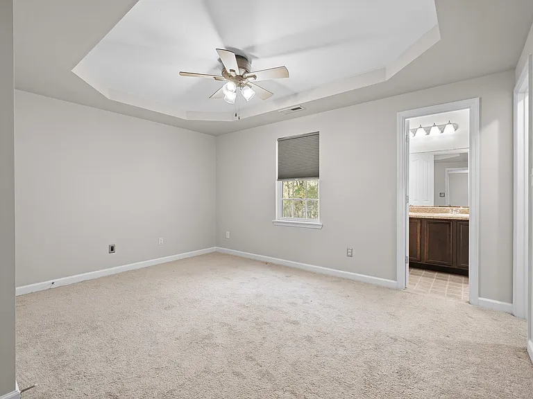 322 Reid Ct N — Photo 23