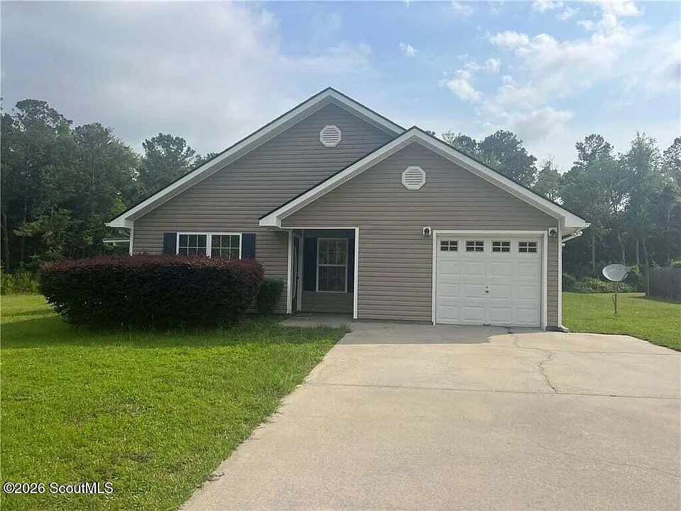 1122 Chart Ln NE