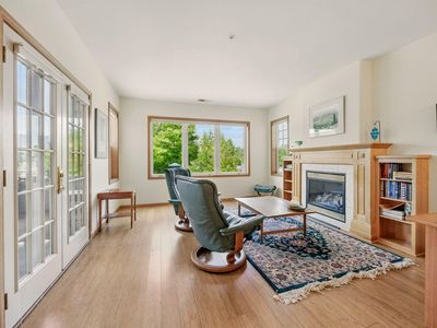 951 Golden Aspen Pl, Ashland, OR, 97520